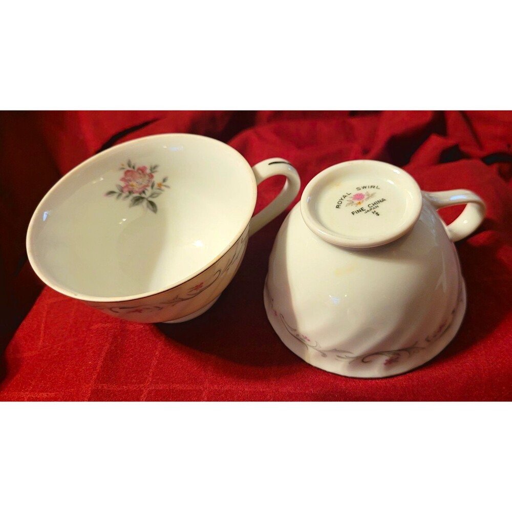 2 Vtg Royal Swirl Fine China Japan Floral Tea Cup White Pink READ